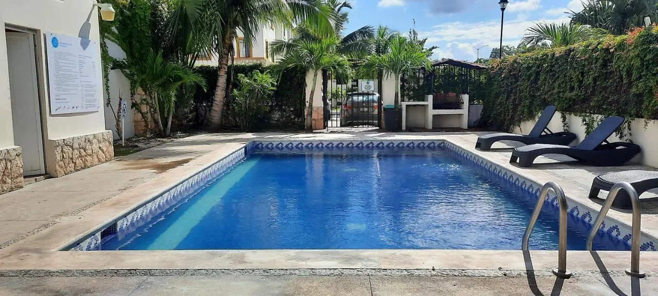 Apartamento En Fraccionamiento Privado 6 Personas, 5 Camas, Piscina Cerca De La Playa Playa del Carmen